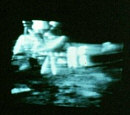 et clip fra filmen optaget af astronauter på Månen. Læg mærke til UFOet i midten af billedet til højre.
