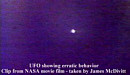 et clip fra filmen med et UFO, optaget af astronaut McDivitt